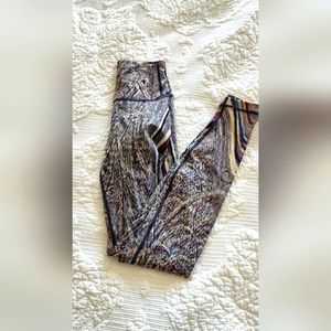 Lululemon Align High Rise Leggings Women's size 2 With 28” Inseam